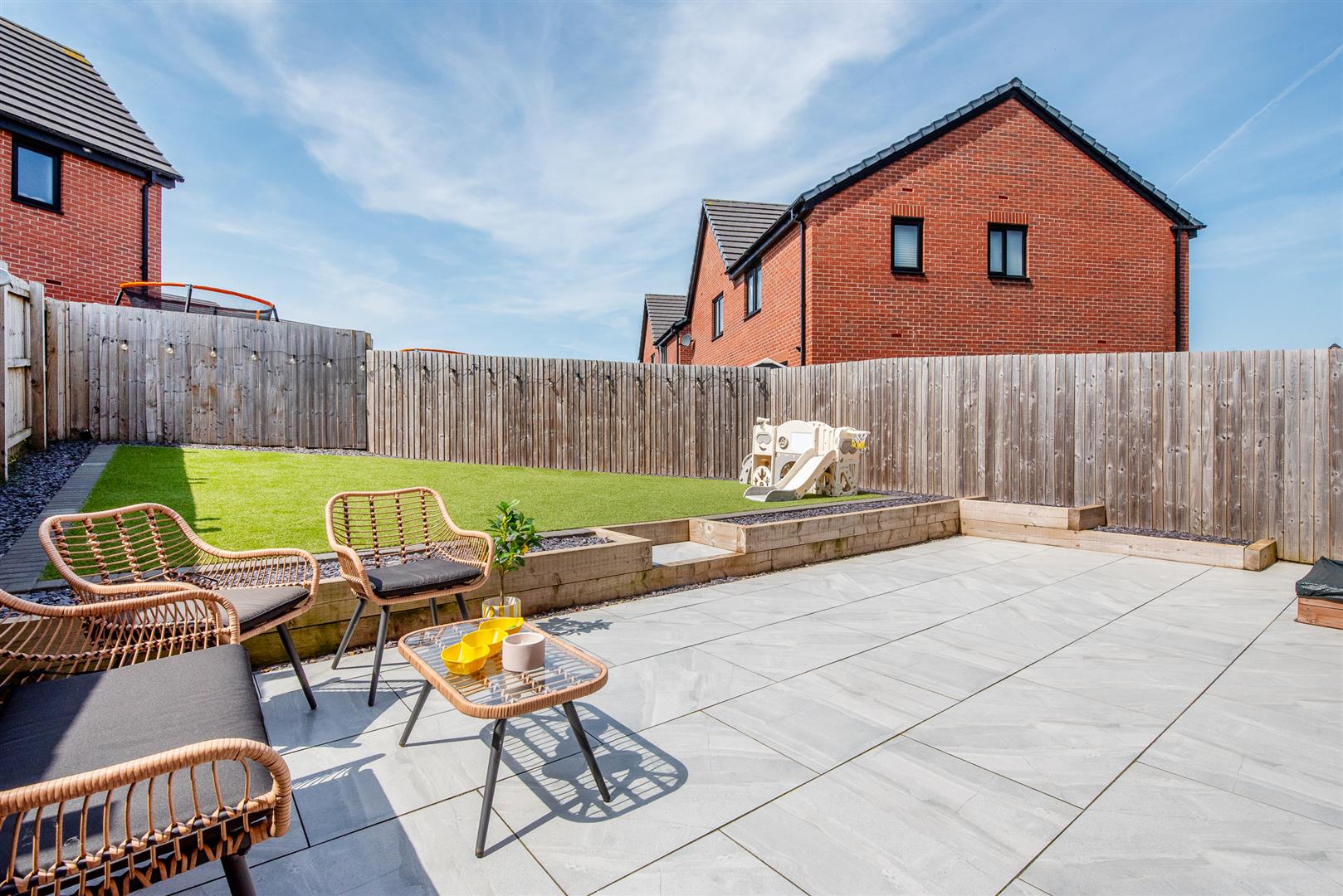 4 bed property in Ancona Drive, Preston
